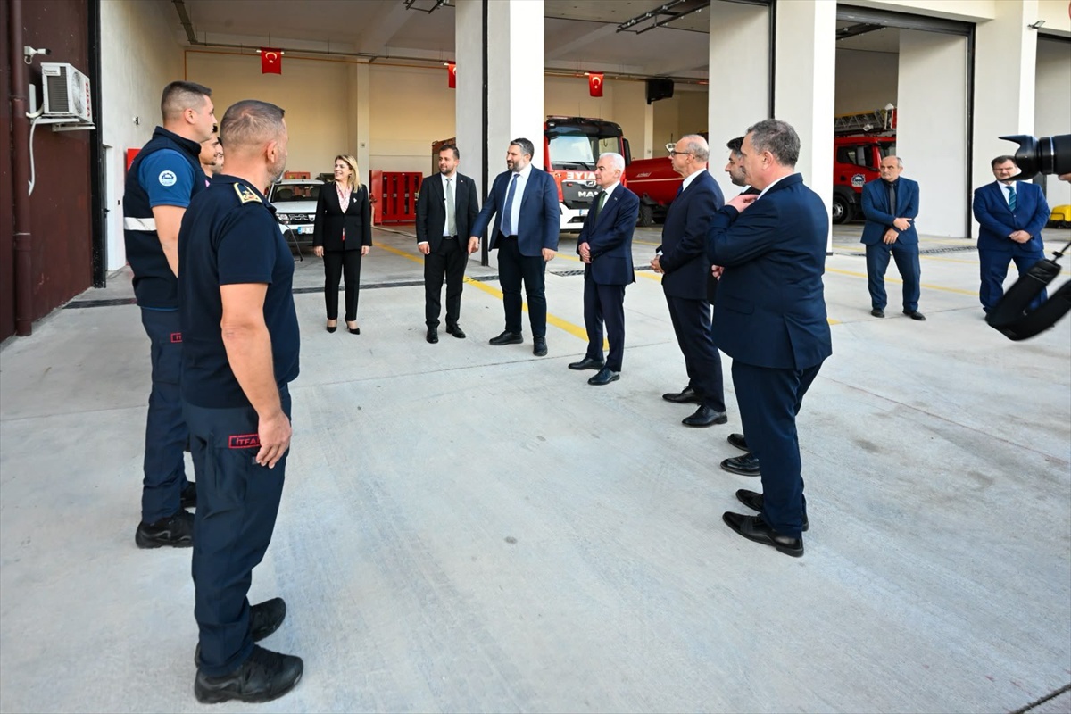 Bakan Yardımcısı İnan ve Vali Turan, Kırklareli OSB\'de mesleki eğitimi değerlendirdi