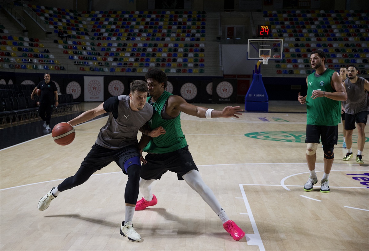 Biotekno Körfez Basket, Avrupa hedefiyle lige Esenler Erokspor maçıyla başlıyor