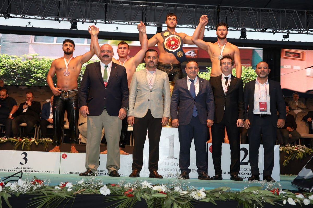 Bursa Büyükşehir Belediyesporlu Düzenci, 57 yıl sonra düzenlenen kupada üçüncü oldu