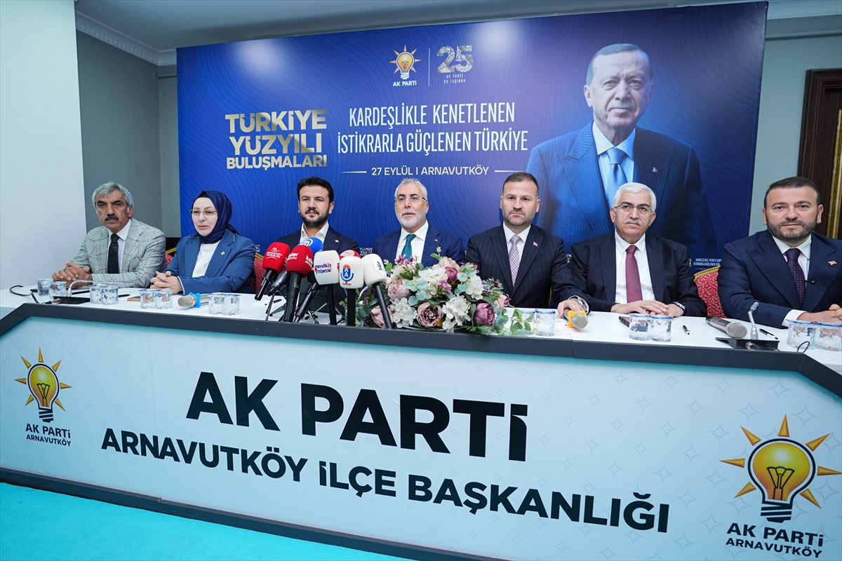 Çalışma ve Sosyal Güvenlik Bakanı Işıkhan, Arnavutköy\'de konuştu: