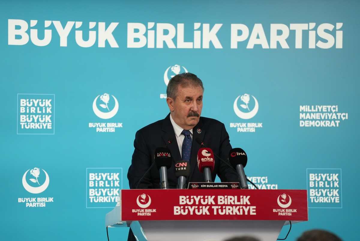 Destici, Preveze Deniz Zaferi\'nin 488\'inci yıl dönümünde Mavi Vatan\'ı savundu