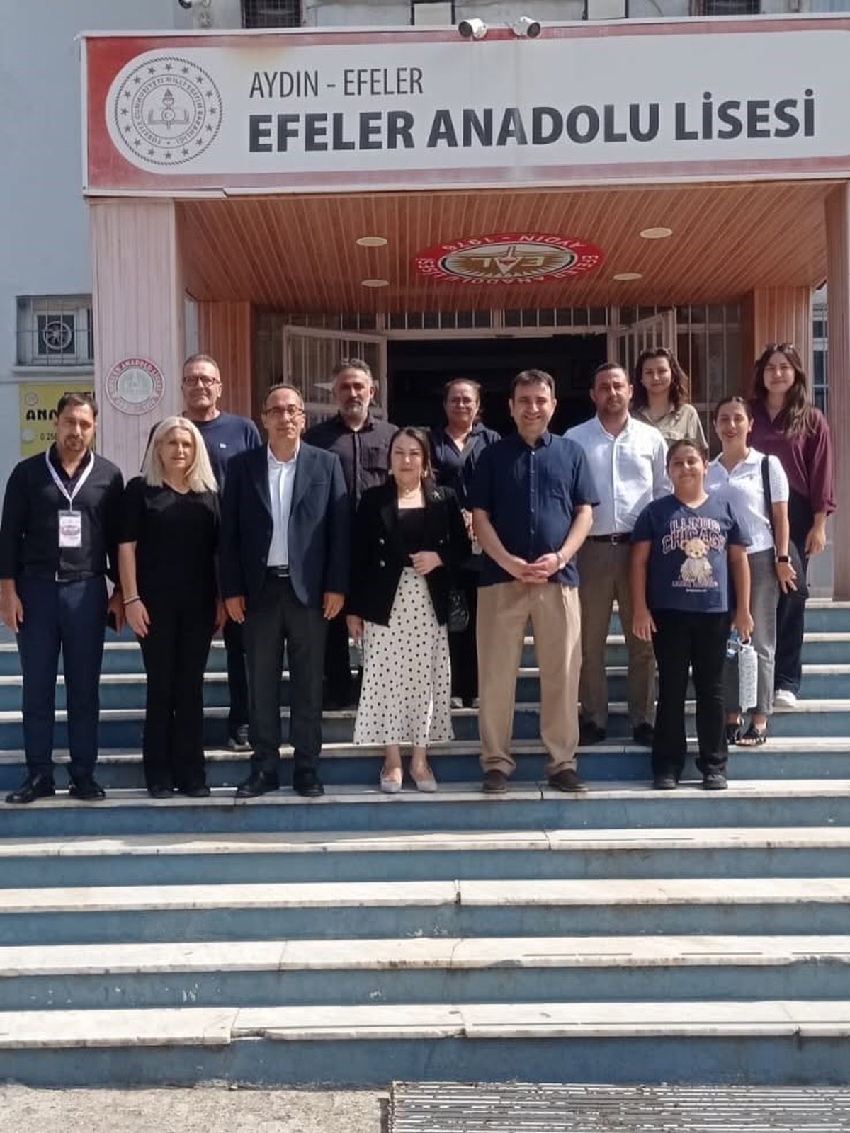 AYSEM sanat kursu kayıtları Efeler Anadolu Lisesi\'nde yoğun katılımla tamamlandı