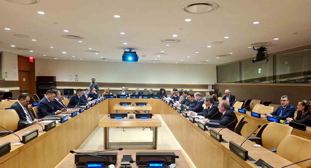 Ertuğruloğlu New York\'ta EİT üyelerine \'tek ada, iki devlet\' mesajı verdi