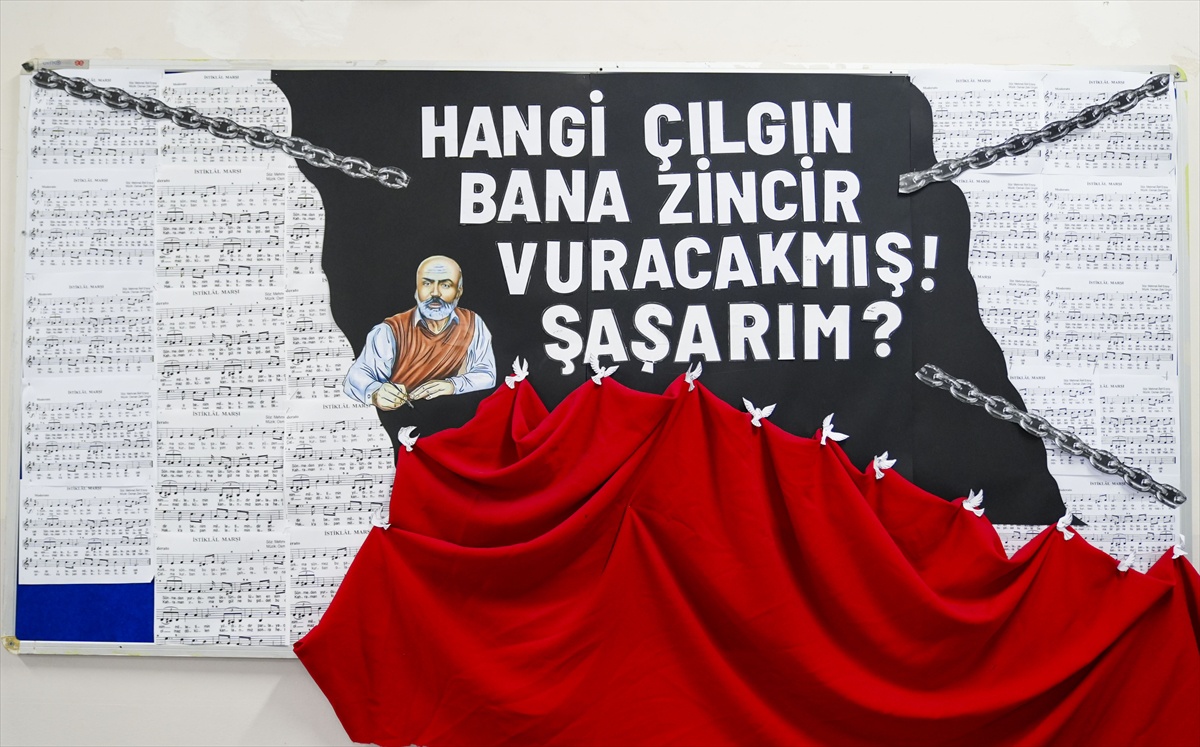 Fatih Gelenbevi Anadolu Lisesi 1915\'teki hastane geçmişiyle eğitimini sürdürüyor