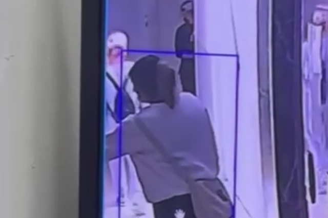 Tek başına 4 hırsızı püskürttü! 4 kez denediler ama taviz vermedi