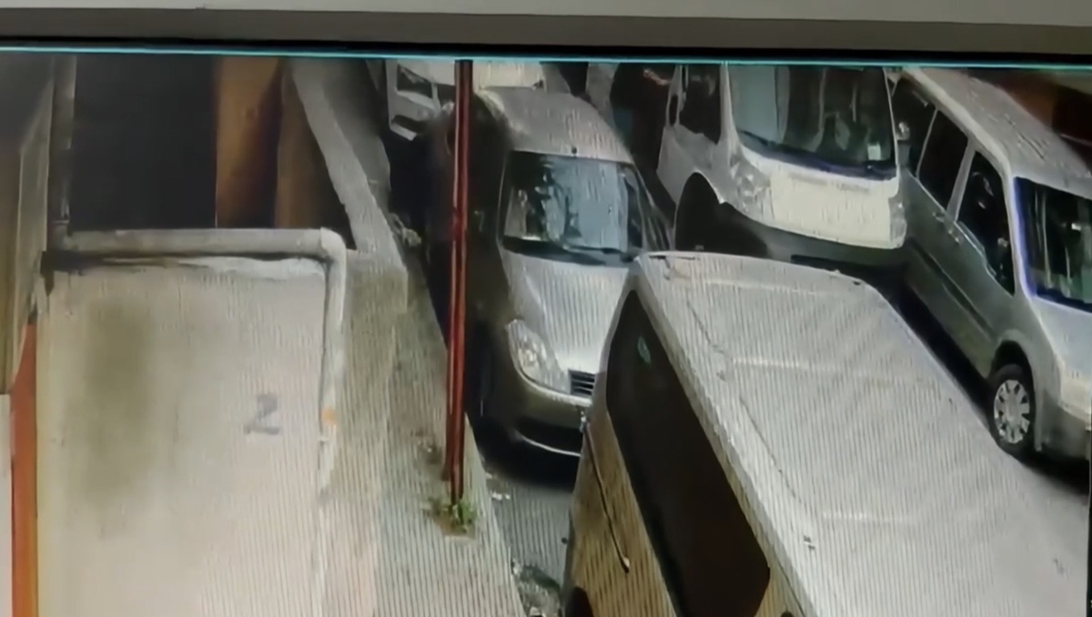 Kağıthane\'de iddiaya göre öğrenci servisi nedeniyle Fahri Bölge\'nin kalçası kırıldı