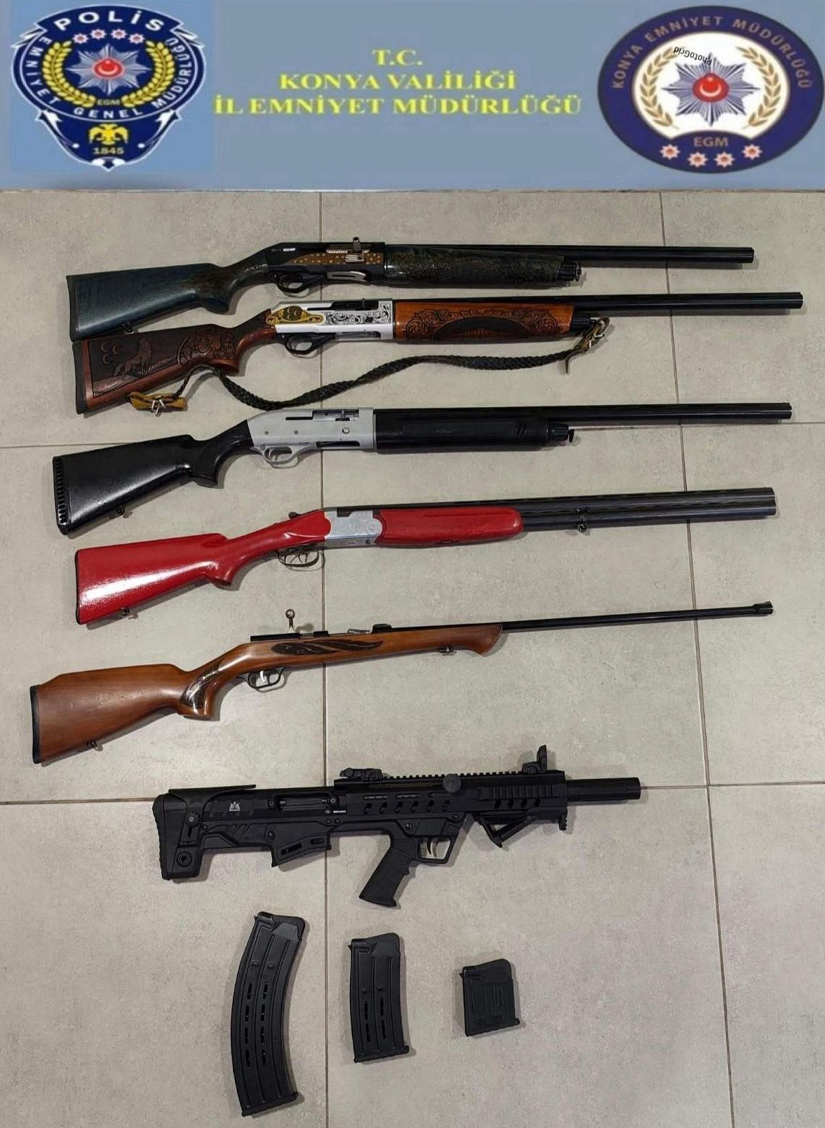 Konya\'da Meram ve Karatay ilçelerindeki operasyonda 6 ruhsatsız tüfek ele geçirildi