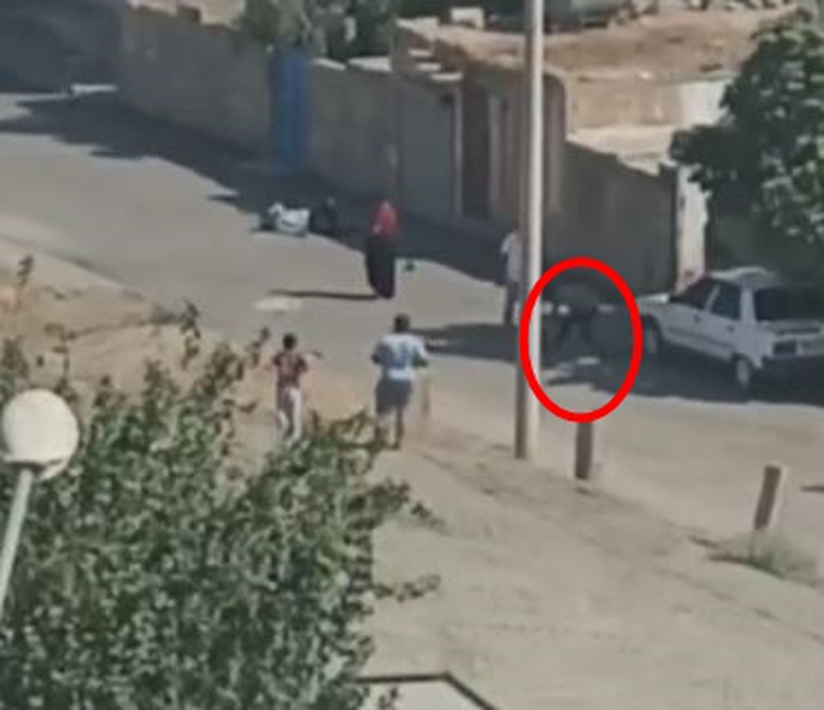 Mardin Kızıltepe\'de husumetlisini ağır yaralayan 2 şüphelinin kayıtları ortaya çıktı