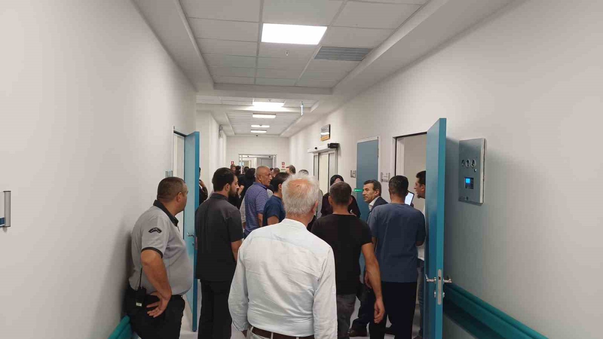 Yeni Parti\'li Veli Ağbaba yoğun bakımdan çıktı: Kontrollerde bel kırığı saptandı
