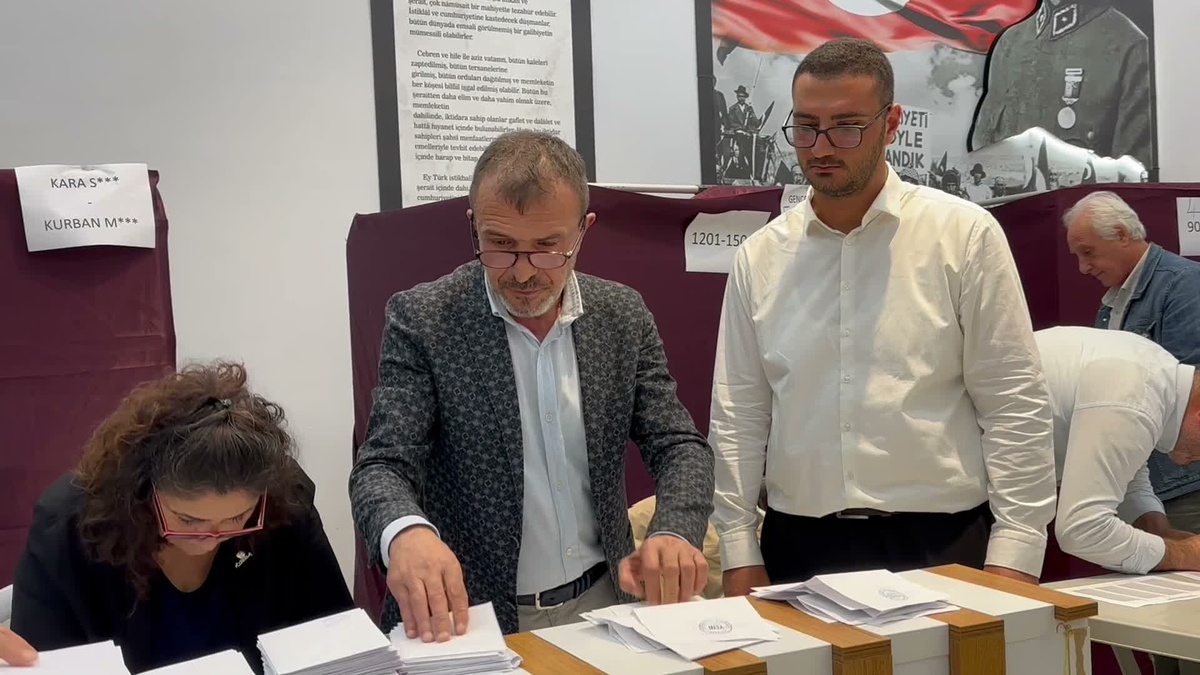 YENİ Parti Ortahisar ön seçiminde Batmaz kesin olmayan sonuçlara göre 1131 oyla önde çıktı