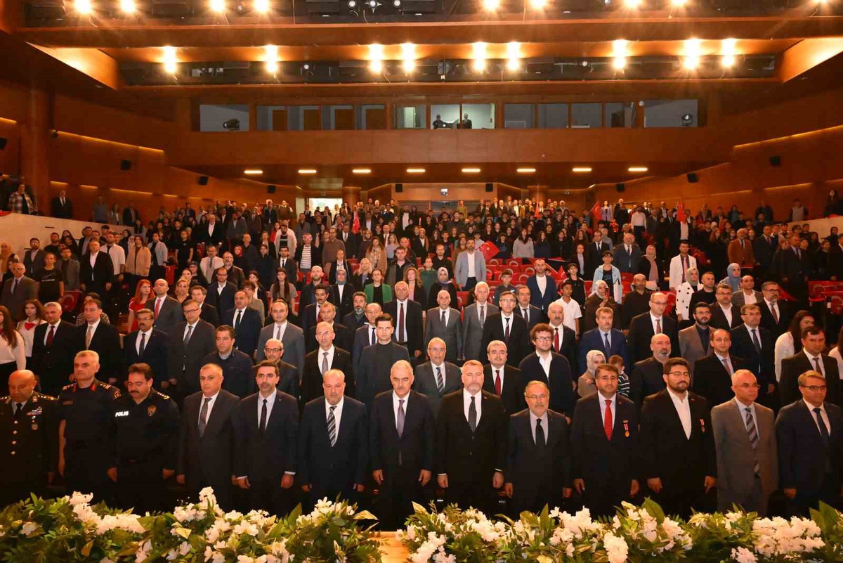 15 Temmuz Yarışmaları Türkiye finalinde 10 kategoride ödüller Bursa\'da verildi