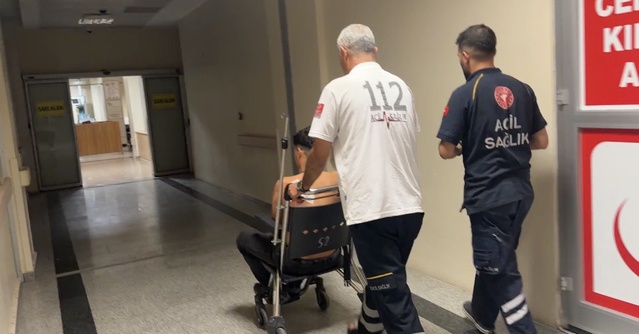 Adıyaman'da iki kuzen 'Doğruluk mu, cesaret mi?' oyununda bıçakla birbirini yaraladı