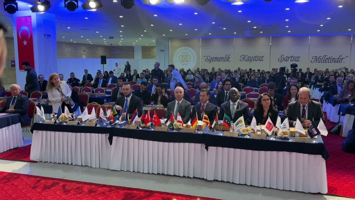 Akdeniz İklim Zirvesi Muğla Menteşe\'de başladı, Fethiye Körfezi temizliği konuşuluyor
