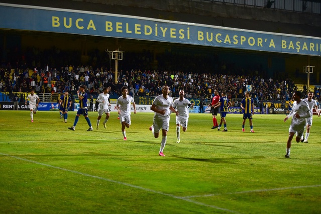 Altay, altyapı ağırlıklı kadrosuyla Bucaspor 1928'i 2-1 yenip ilk 3 puanını kazandı