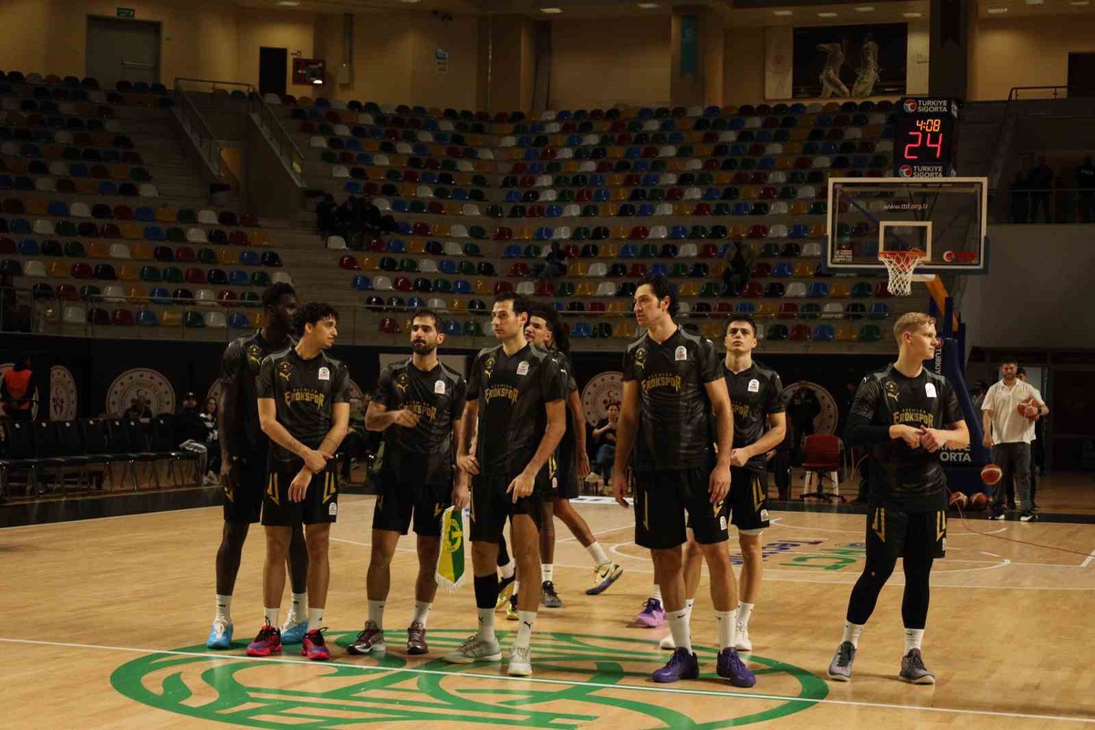 Basketbol Süper Ligi: Körfez Basket: 88 - Esenler Erokspor: 79