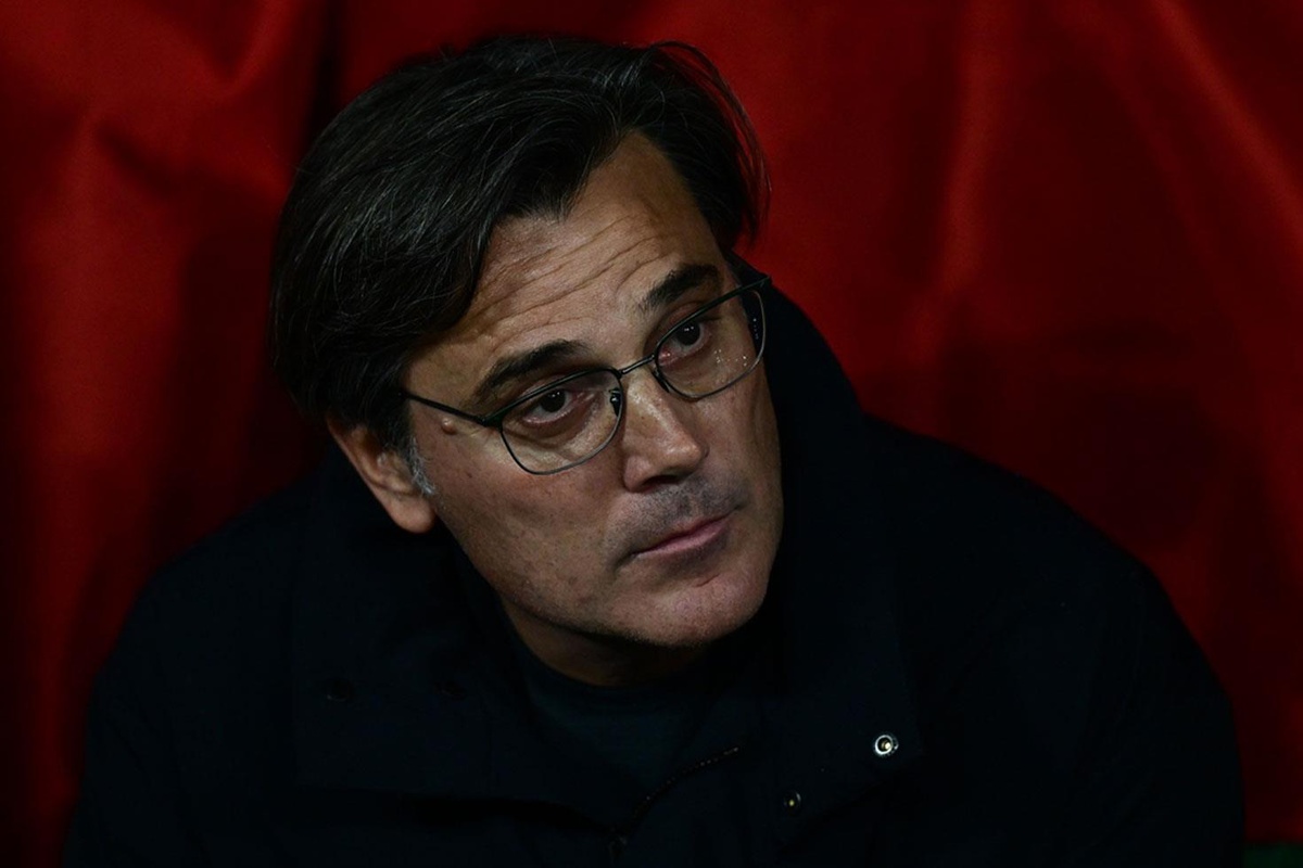Bursa\'da tribünlerden Montella ve TFF\'ye istifa çağrısı