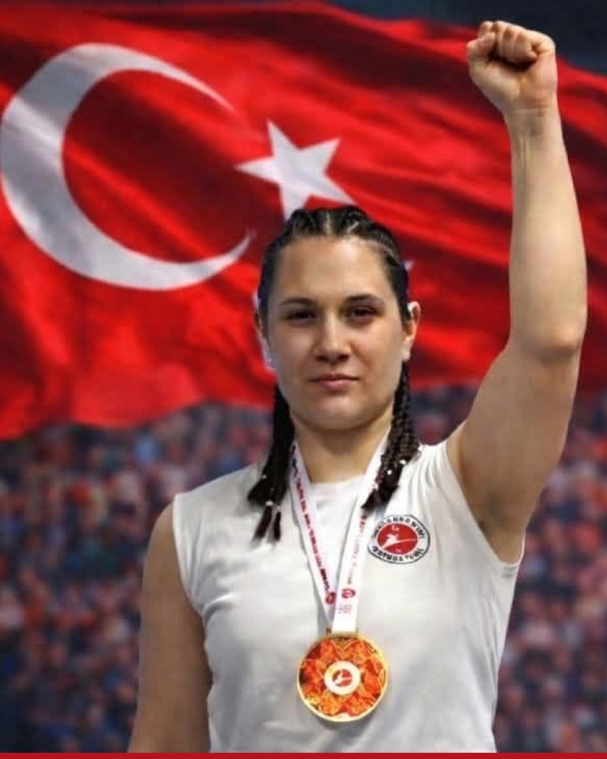 Denizlili Hilal Bayhan kick boksta dünya ikincisi olarak Denizli\'ye bir ilk yaşattı
