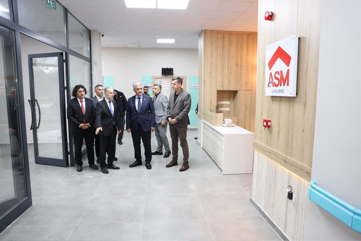 Vali Makas, Düzce Beyciler\'de 4 hekimli sağlık merkezini inceledi