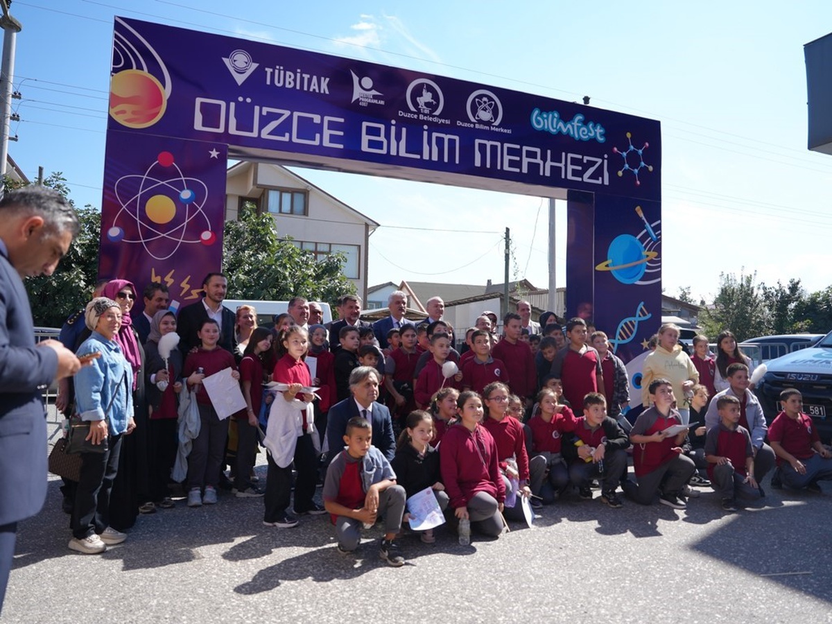 Düzce Bilim Şenliği 41 atölye ve 6 bin 500 katılımcıyla tamamlandı