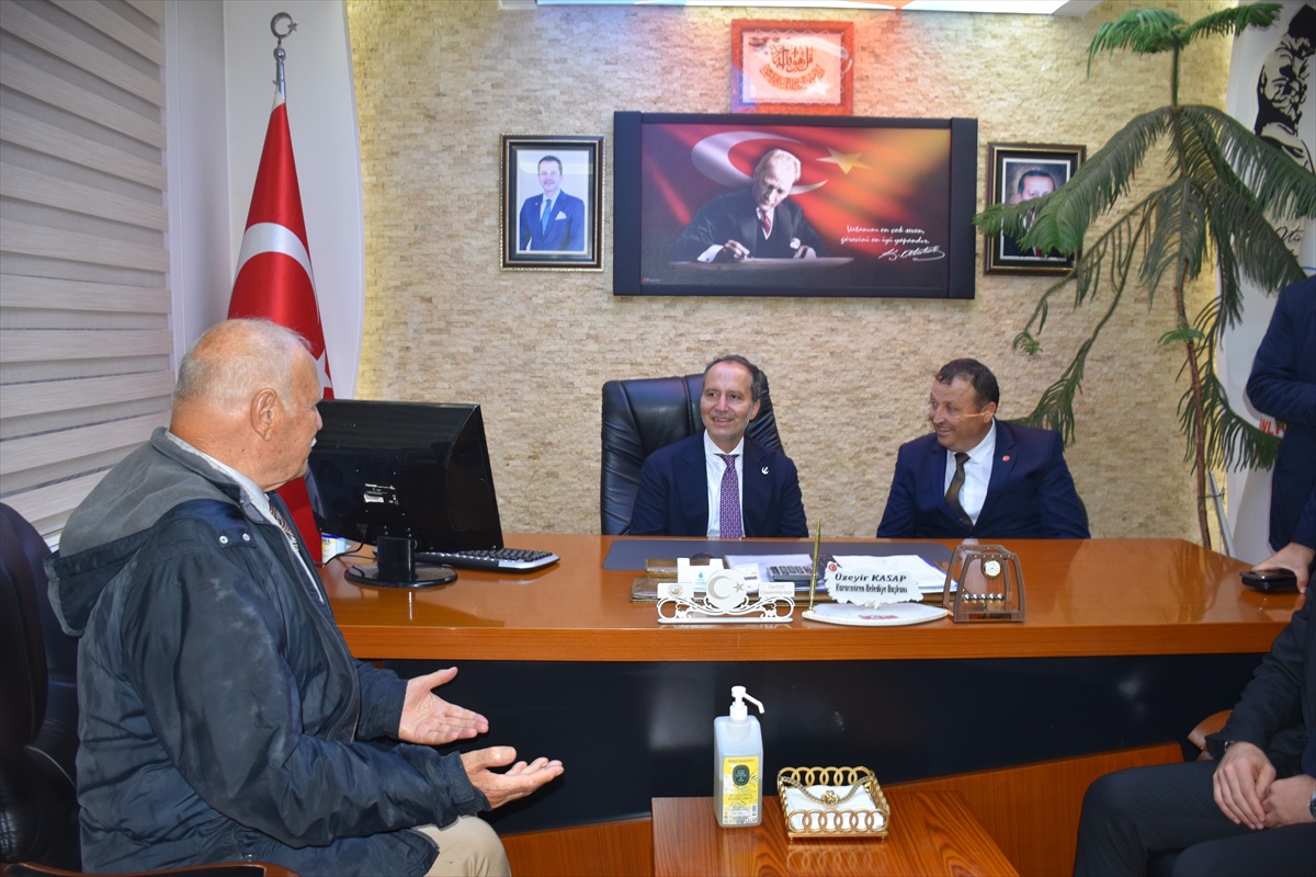 Erbakan, Afyonkarahisar\'da Eber Gölü\'nü ziyaret etti, 60 yıllık geçmişi anlattı