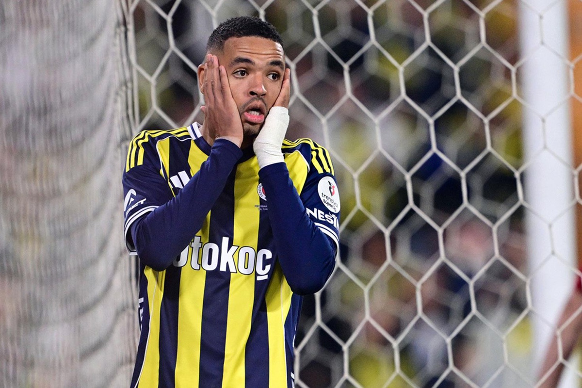 Fenerbahçe, transfer yasağını kaldıracak olan ödemeyi Sevilla\'ya gerçekleştirdi