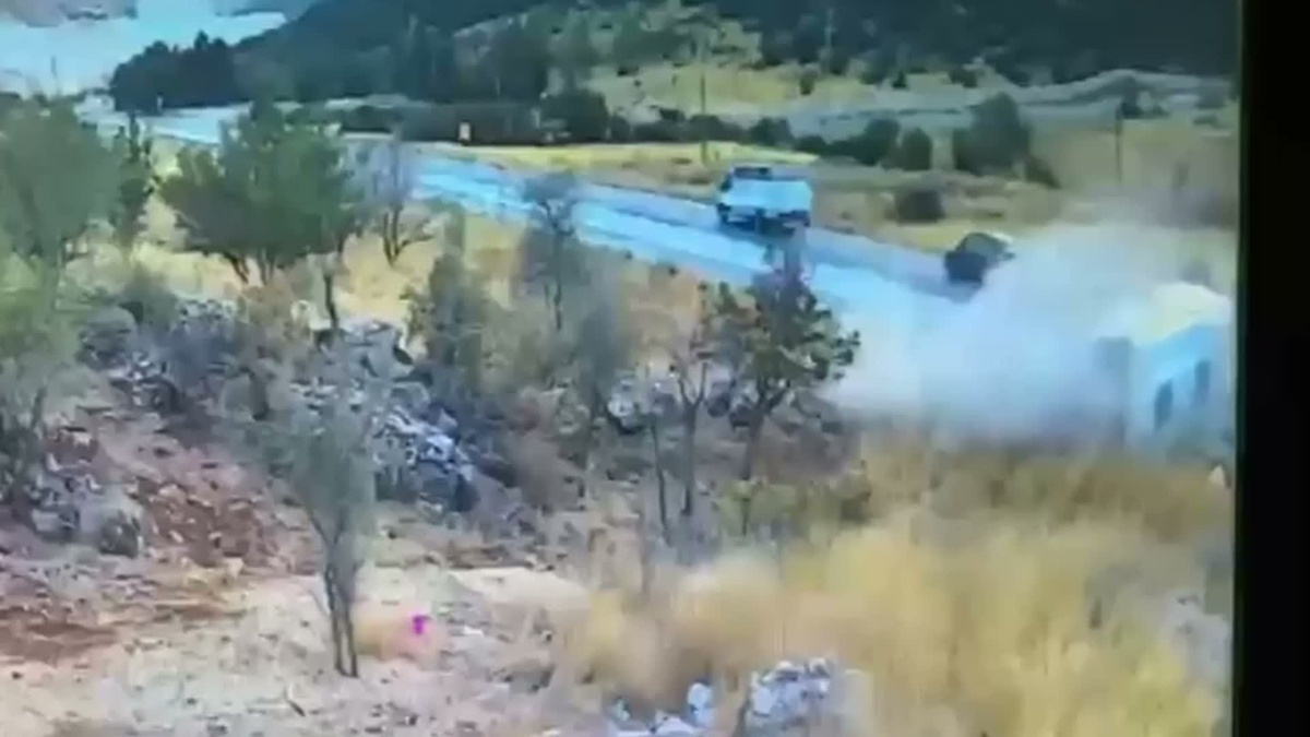 Gaziantep Nurdağı\'nda 7 ölü, 13 yaralı kaza anı kameraya yansıdı