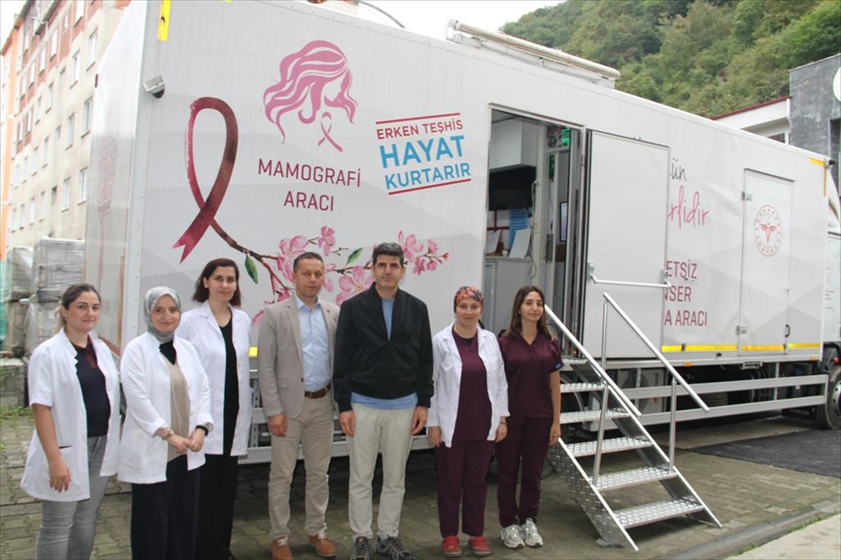 Espiye Kaymakamı, günlük gelirini TSKGV\'ye bağışlayan iki işletmeciye teşekkür etti