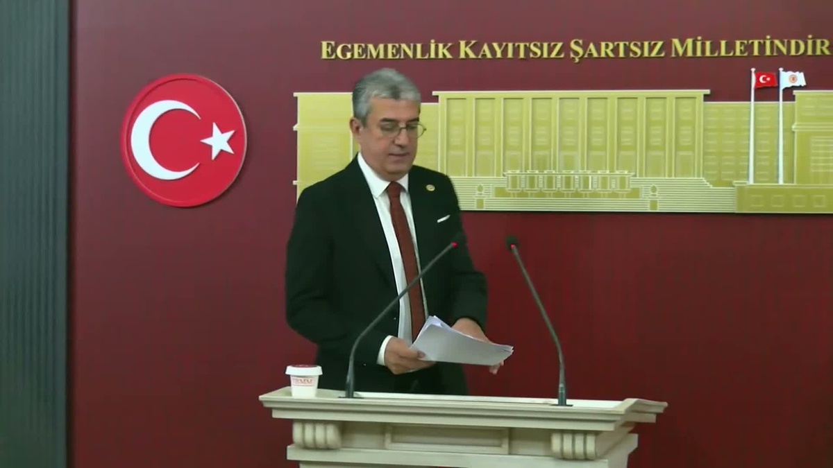 Gökhan Günaydın\'dan fon krizi açıklaması: “AKP’li elitler paralarını alıp kaçtılar, içeride kalan vatandaşın üzerine kapı kilitlendi”