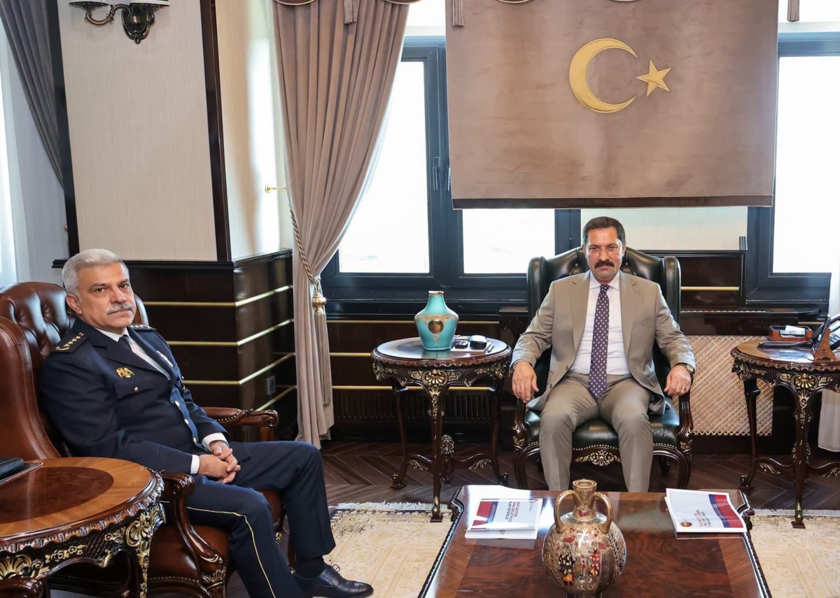 Hatay Valisi Masatlı, yeni İl Emniyet Müdürü Nihat Özen\'i makamında kabul etti