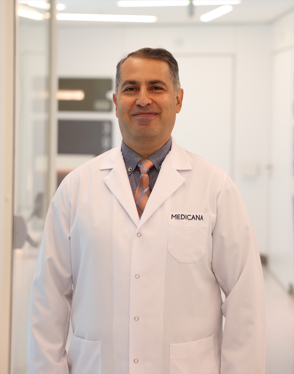 Doç. Dr. Işılak, kadınlarda kalp krizi belirtilerinin farklı olabileceğini söyledi