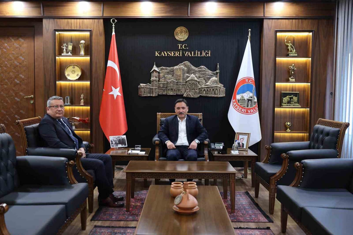 Kayseri Valisi Çiçek, Zonguldak\'tan atanan İl Emniyet Müdürü Ergen\'i kabul etti