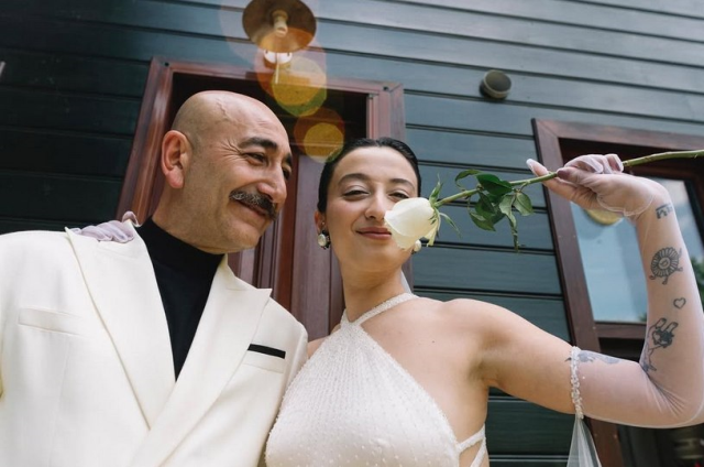 Melike Şahin’den doğum öncesi yeni paylaşım: Bekliyorum