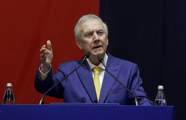 Milli arada düğmeye bastılar! <a class='keyword-sd' href='/aziz-yildirim/' title='Aziz Yıldırım'>Aziz Yıldırım</a> dediğini yaptı