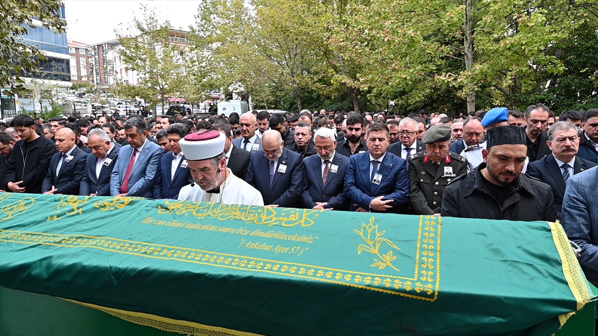 Gazi Fişek Fabrikası\'ndaki iş kazasında yaşamını yitiren işçi Kırıkkale\'de defnedildi.
