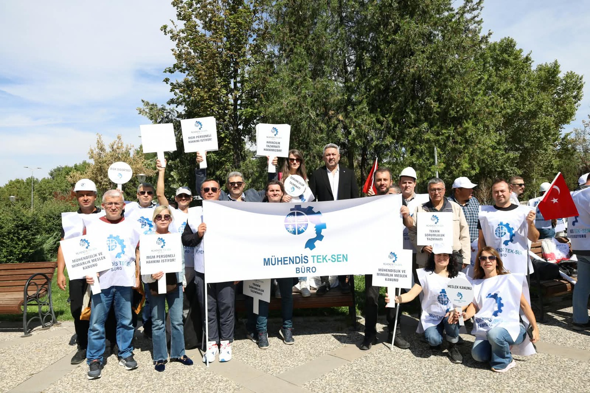 Ankara\'da miting yapan Mühendis Tek-Sen Meslek Kanunu ve 3600 ek gösterge istedi