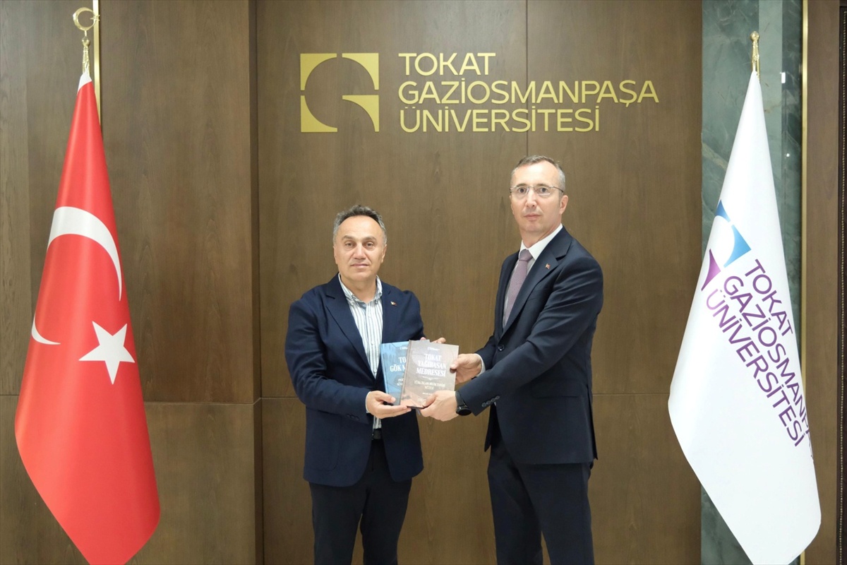 TOGÜ Rektörü Yılmaz, Samsun\'a atanan Emniyet Müdürü Aydın\'ı veda ziyaretinde ağırladı