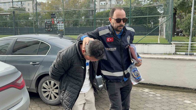 Samsun Atakum'da bıçakla 3 bin 600 lira gasbeden şüpheli adliyeye sevk edildi