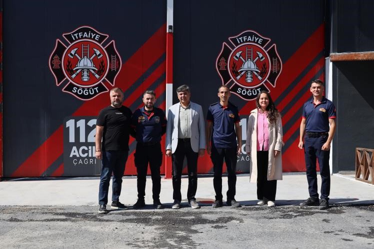 Söğüt Belediye Başkanı Durgut, itfaiye personelinin haftasını kutladı