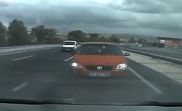 Bursa İnegöl'de yol kesen sürücü ve yolcuya 360 bin TL cezai işlem uygulandı
