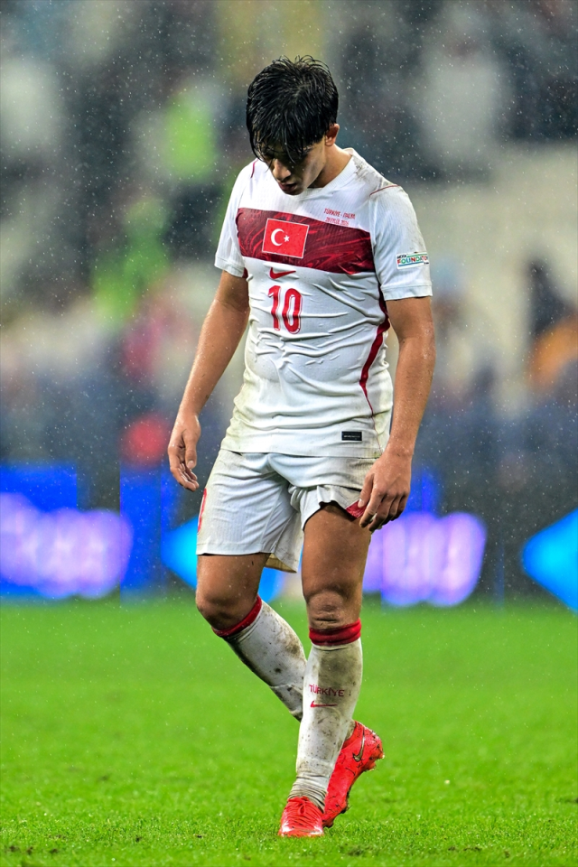 4-1'lik yenilgi sonrası tribünler patladı! Bir tek Arda'yı alkışladılar