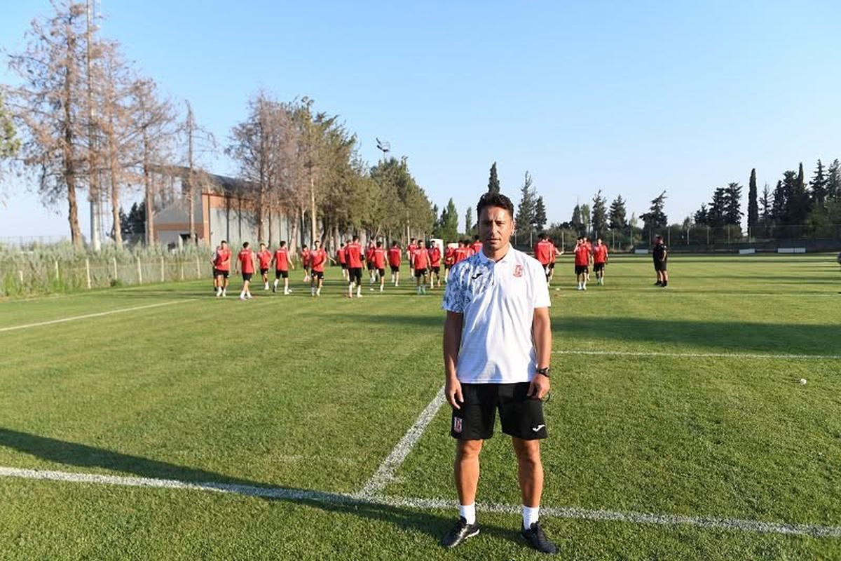 Balıkesirspor, 7-1\'lik mağlubiyet sonrası Cem Kavçak ile anlaştı
