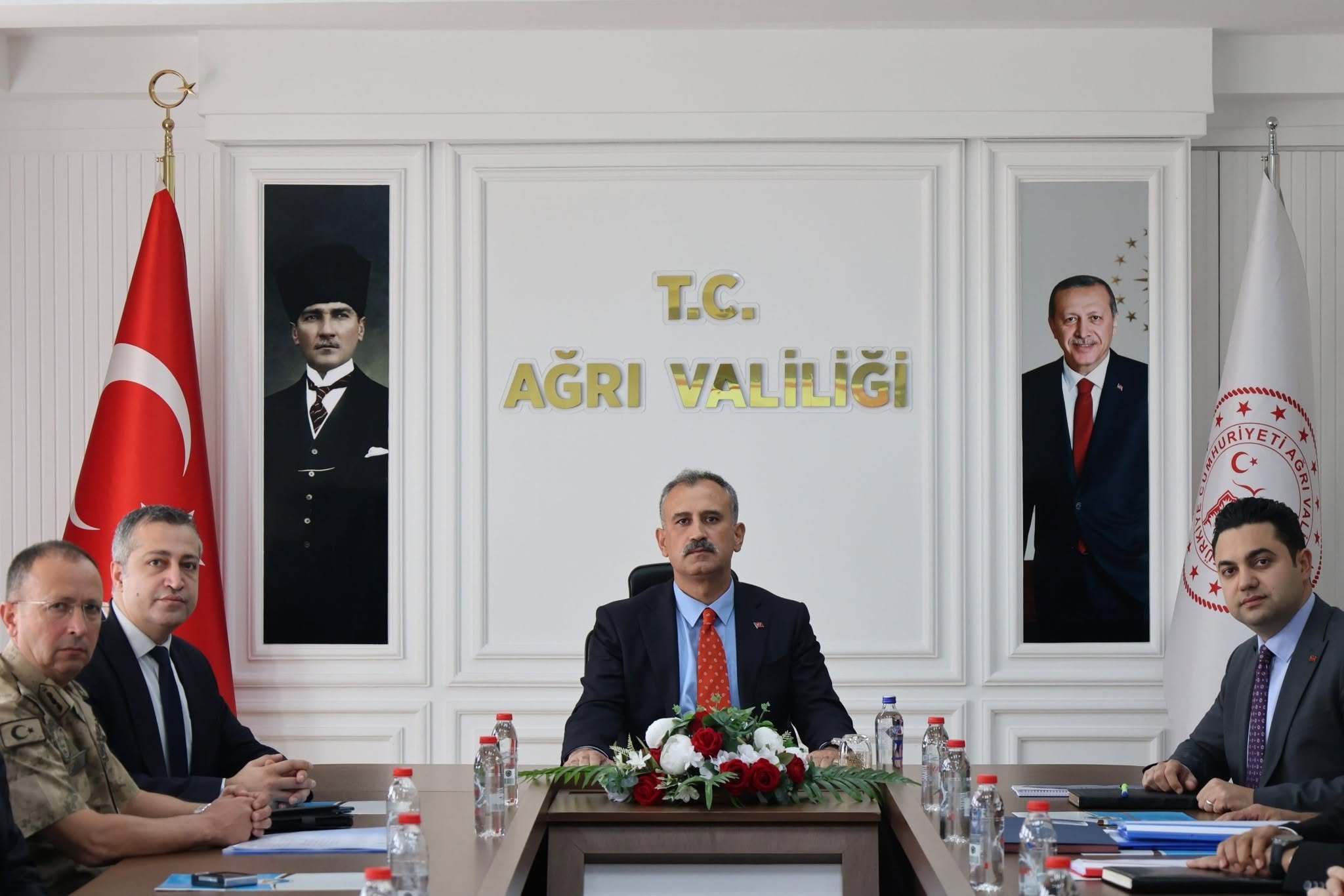 Ağrı'da eğitim güvenliği kurulu, Vali Önder Bozkurt başkanlığında toplandı