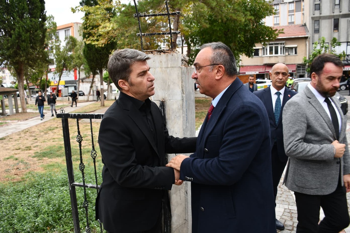 Amasya Valisi\'nin kayınpederi Mehmet Erkanlı Hayrabolu\'da son yolculuğa uğurlandı