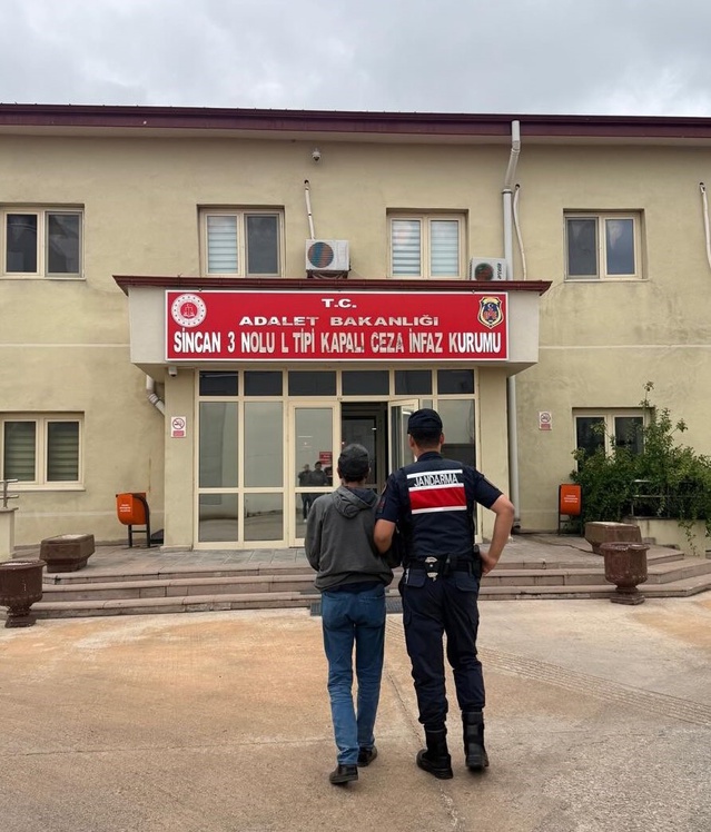 Ankara'da JASAT koordinesindeki operasyonlarda aranan 134 kişi yakalandı