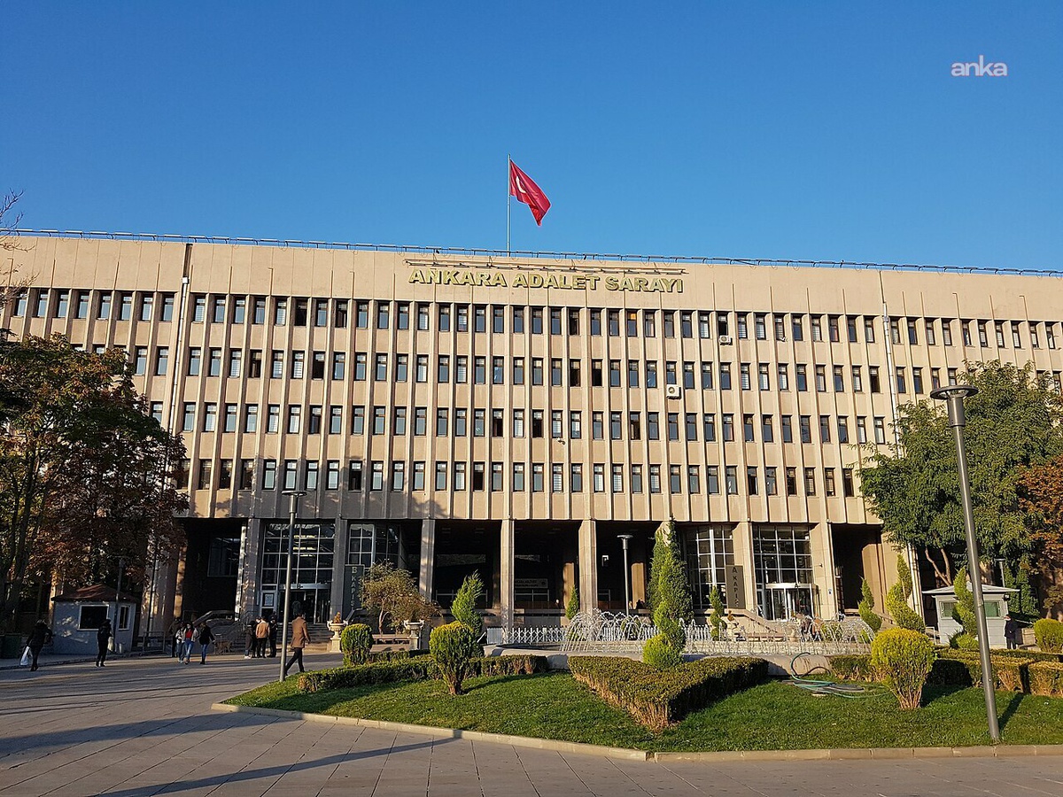 Ankara\'da 45 şüpheliye yasa dışı bahis operasyonu düzenlendi, 36\'sı gözaltına alındı.
