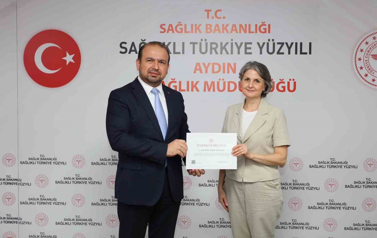 Aydın\'da aile hekimlerine eğitim verildi, eğitmenlere teşekkür belgesi takdim edildi