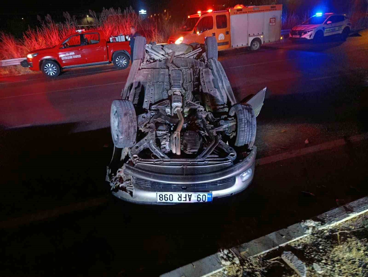 Aydın Kuyucak\'ta kontrolden çıkan otomobil refüje çarparak devrildi, 3 kişi yaralandı