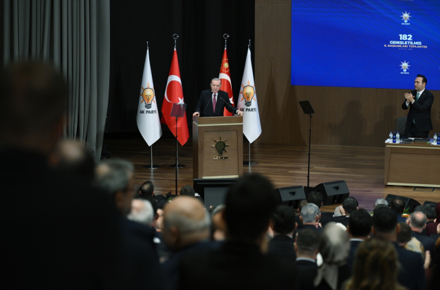 Cumhurbaşkanı Erdoğan: Milletin malına el uzatanla bizim işimiz olmaz, olamaz