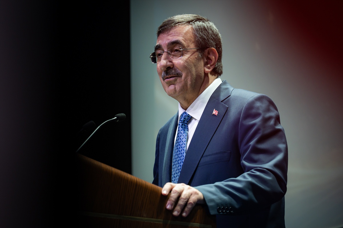 Cumhurbaşkanı Yardımcısı Yılmaz, "10. Sporun Devleri Buluşuyor Ödül Töreni"nde konuştu: