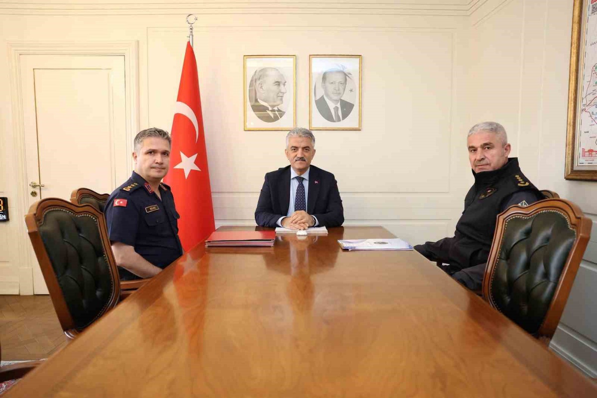 Düzce\'de bir haftalık denetimlerde 20 bin 111 kişi sorgulandı, 13 kişi tutuklandı